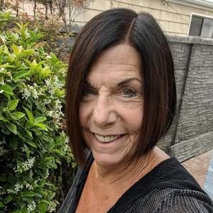 Meet your Posher, Sandi